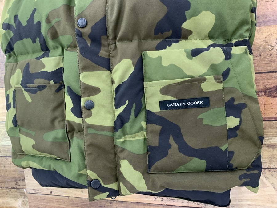 CANADA GOOSE（カナダグース）のカモフラージュ柄ダウンベストをご紹介