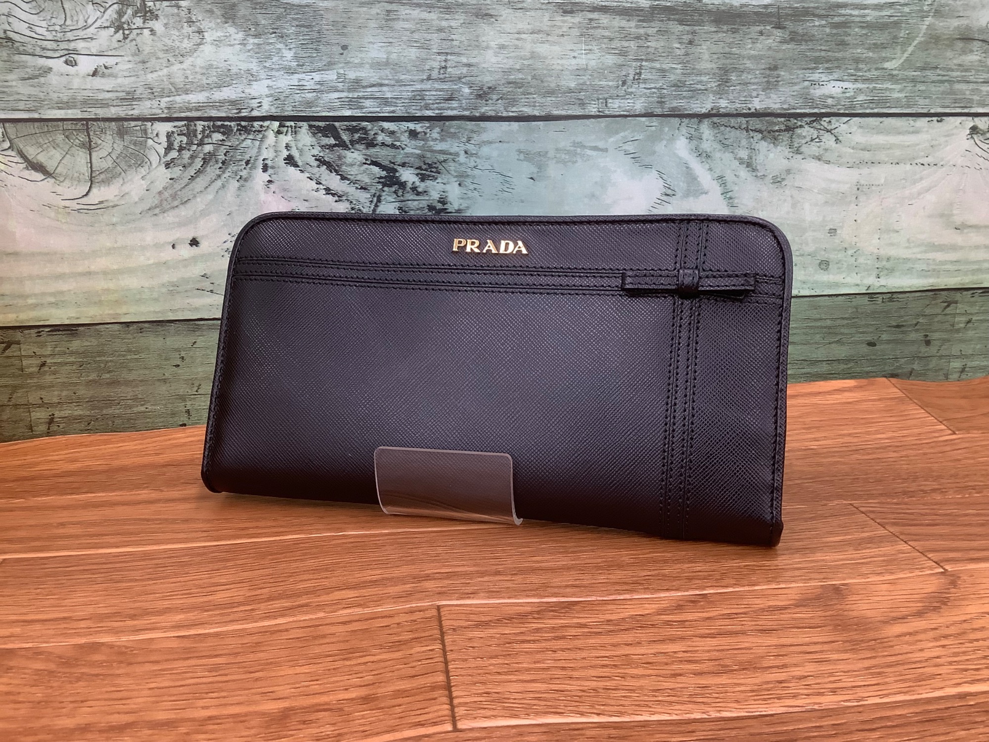 ⭐️ 極美品 プラダ ヴィッテロ ムーブ ラウンド ジップ 長財布 ブラック ⭐️ 極美品 プラダ ヴィッテロ ムーブ ラウンド ジップ 長財布