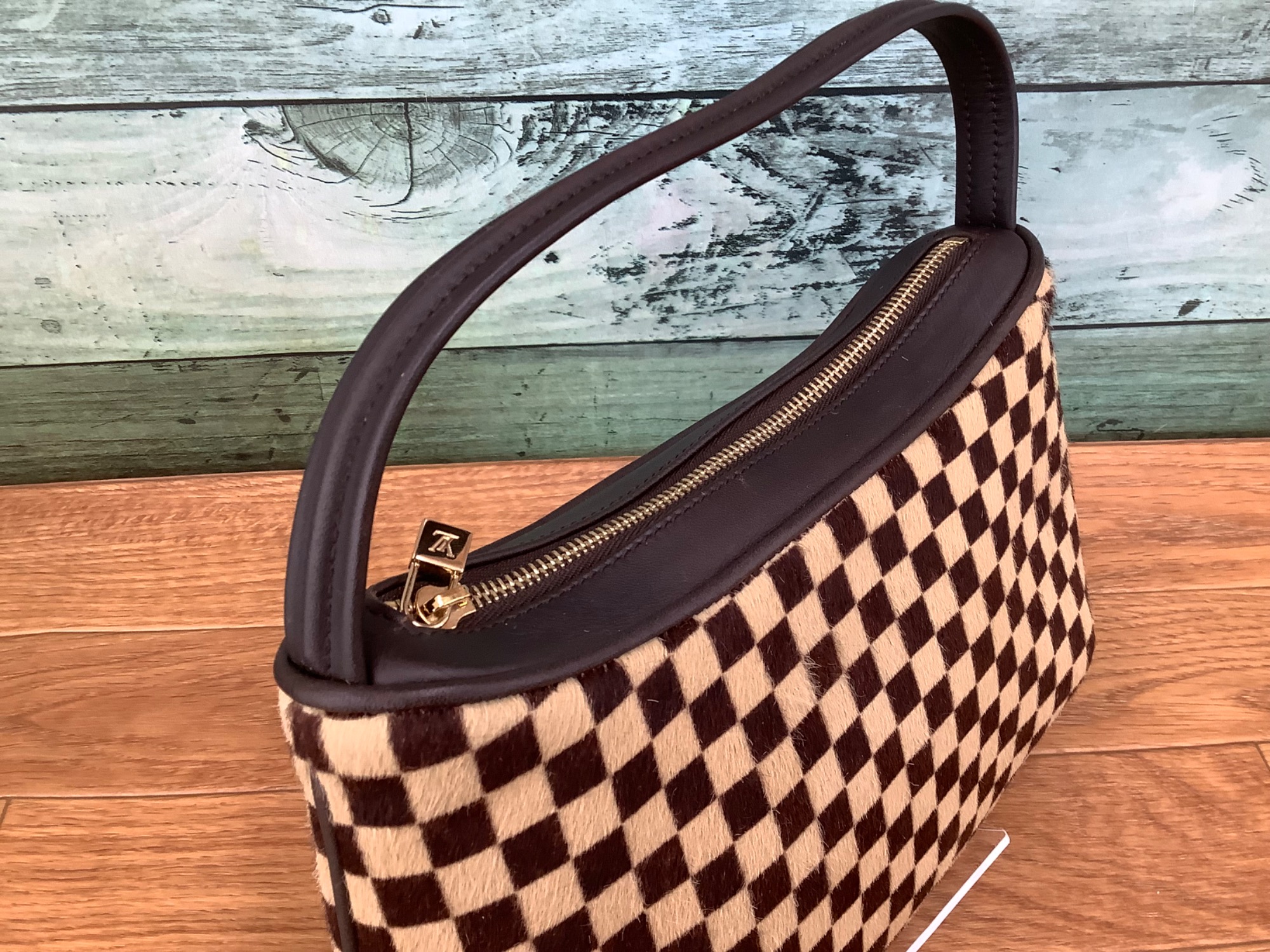 LOUIS VUITTON(ルイヴィトン) ダミエ・ソバージュ タイガー ハラコ