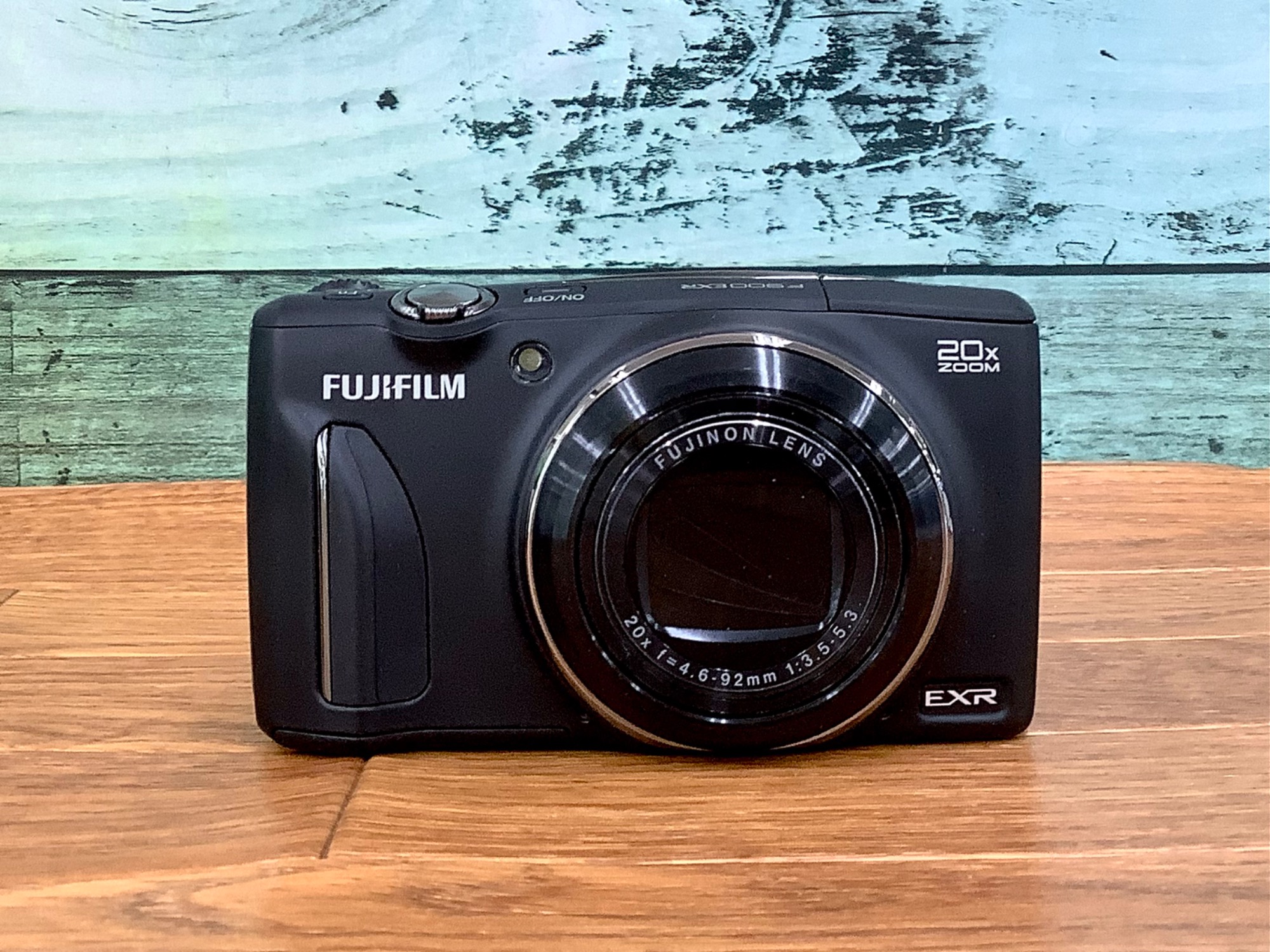Fujifilm F900EXR デジタルカメラ ブラック Amazon | FUJIFILM デジタルカメラ F900EXR B ブラック 1/2型