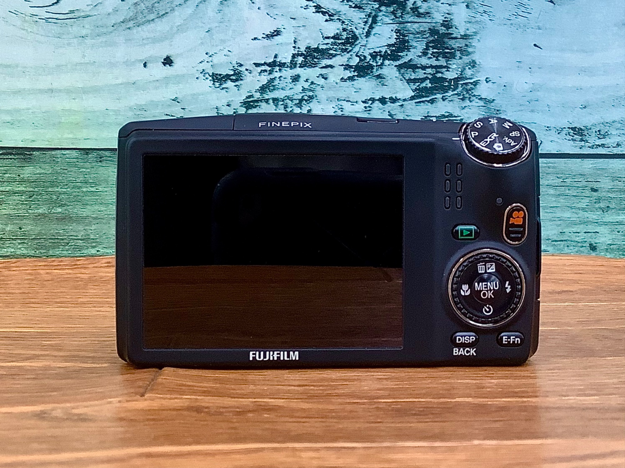 AV機器買取強化中!!】FUJIFILM デジタルカメラ FinePix F900EXR