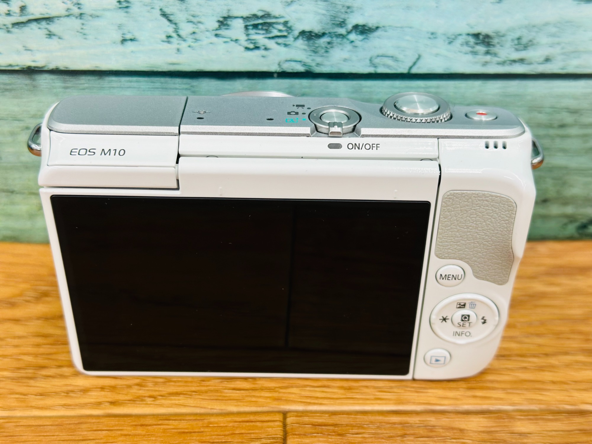 Canon(キャノン) ミラーレス一眼カメラとレンズが入荷しました！｜2024