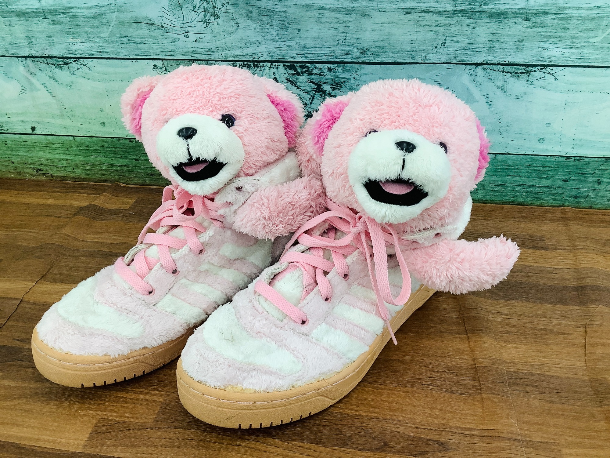 入荷しました!! アディダスコラボジェレミースコットのくまさん