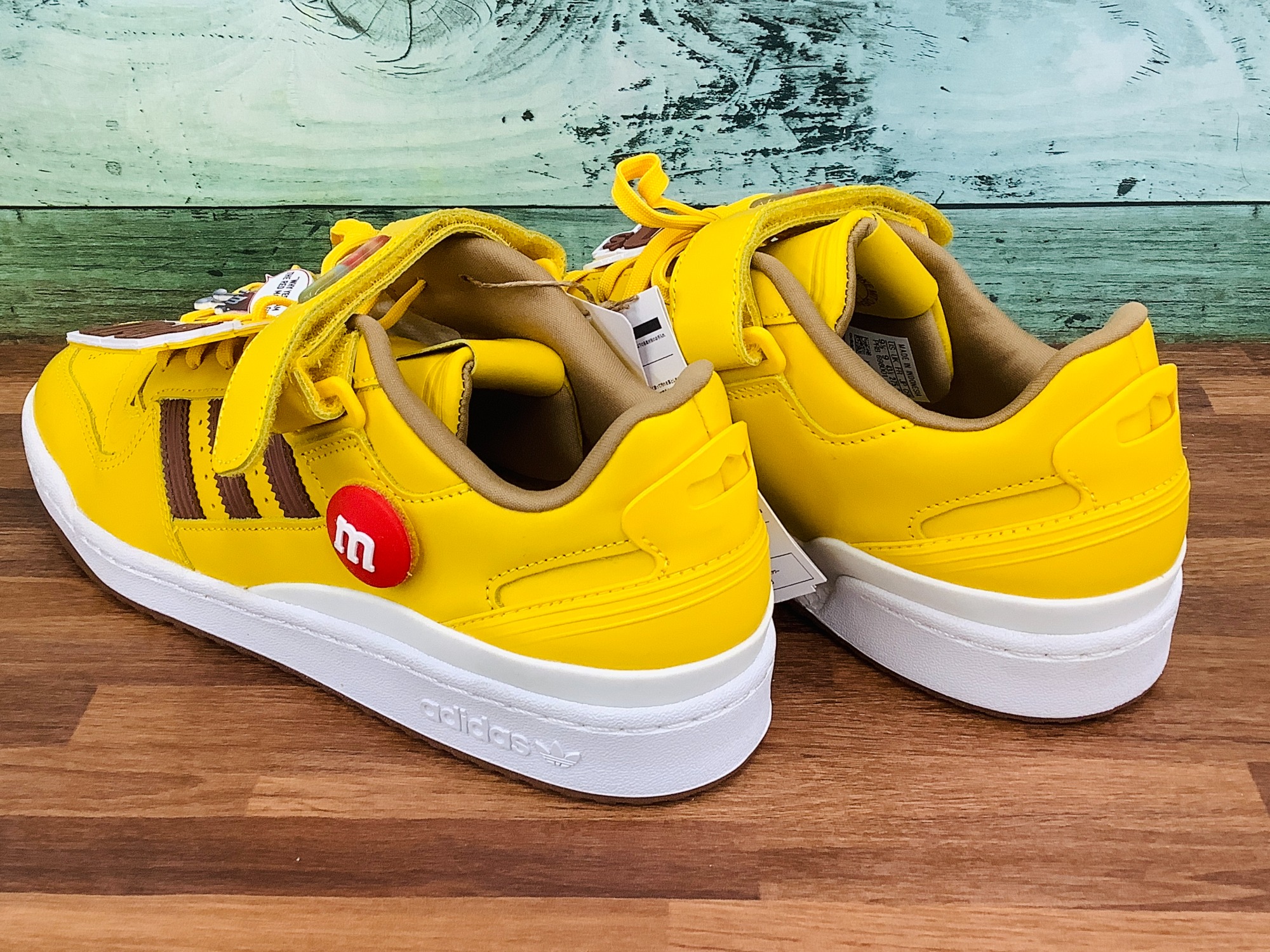 【新品未使用品】adidas M&M's コラボ スニーカー イエロー　新品 adidas”と”m＆m's”のコラボシューズのご紹介です!!｜2025年09