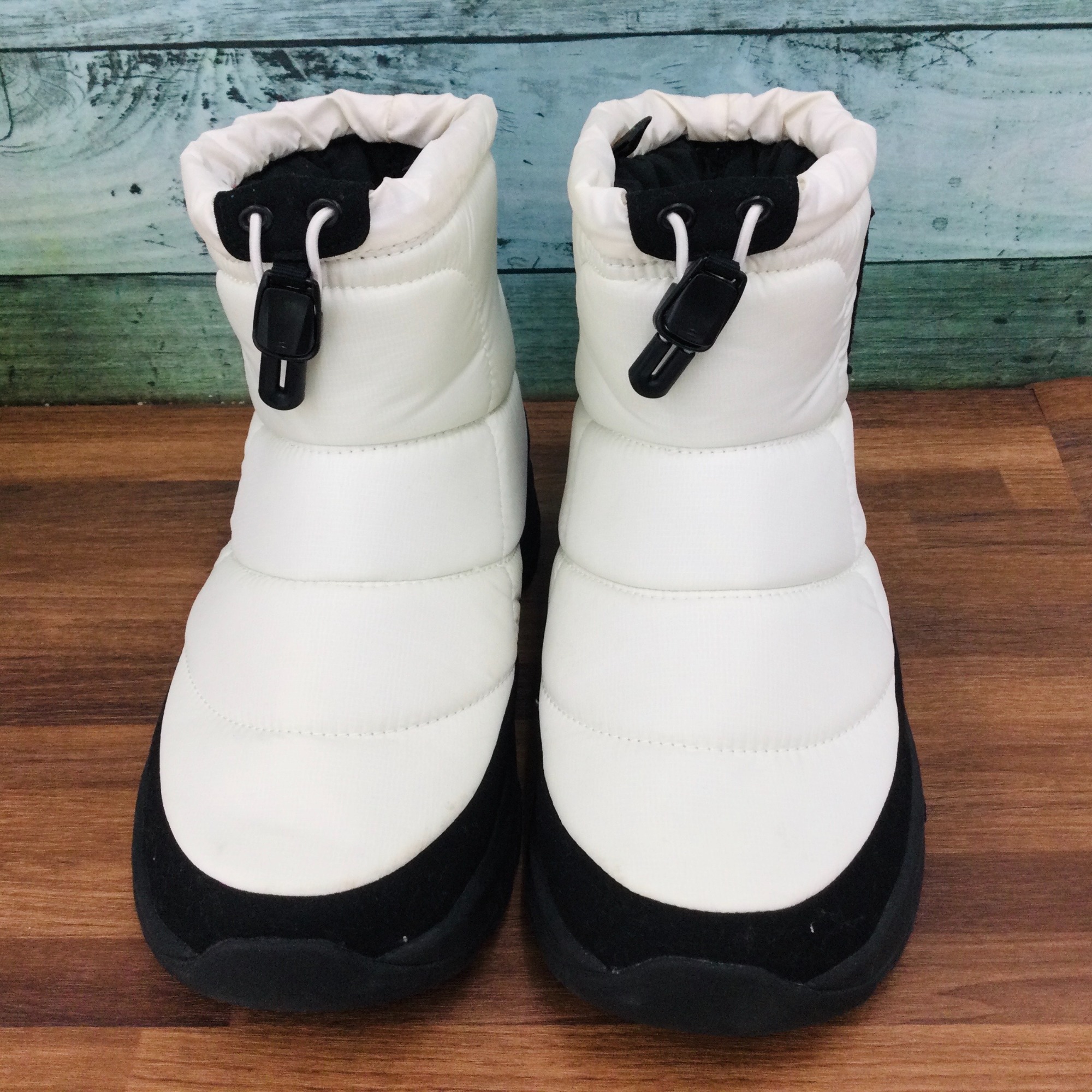 ホワイトが可愛い!! THE NORTH FACE ザ ノース フェイスのウインター