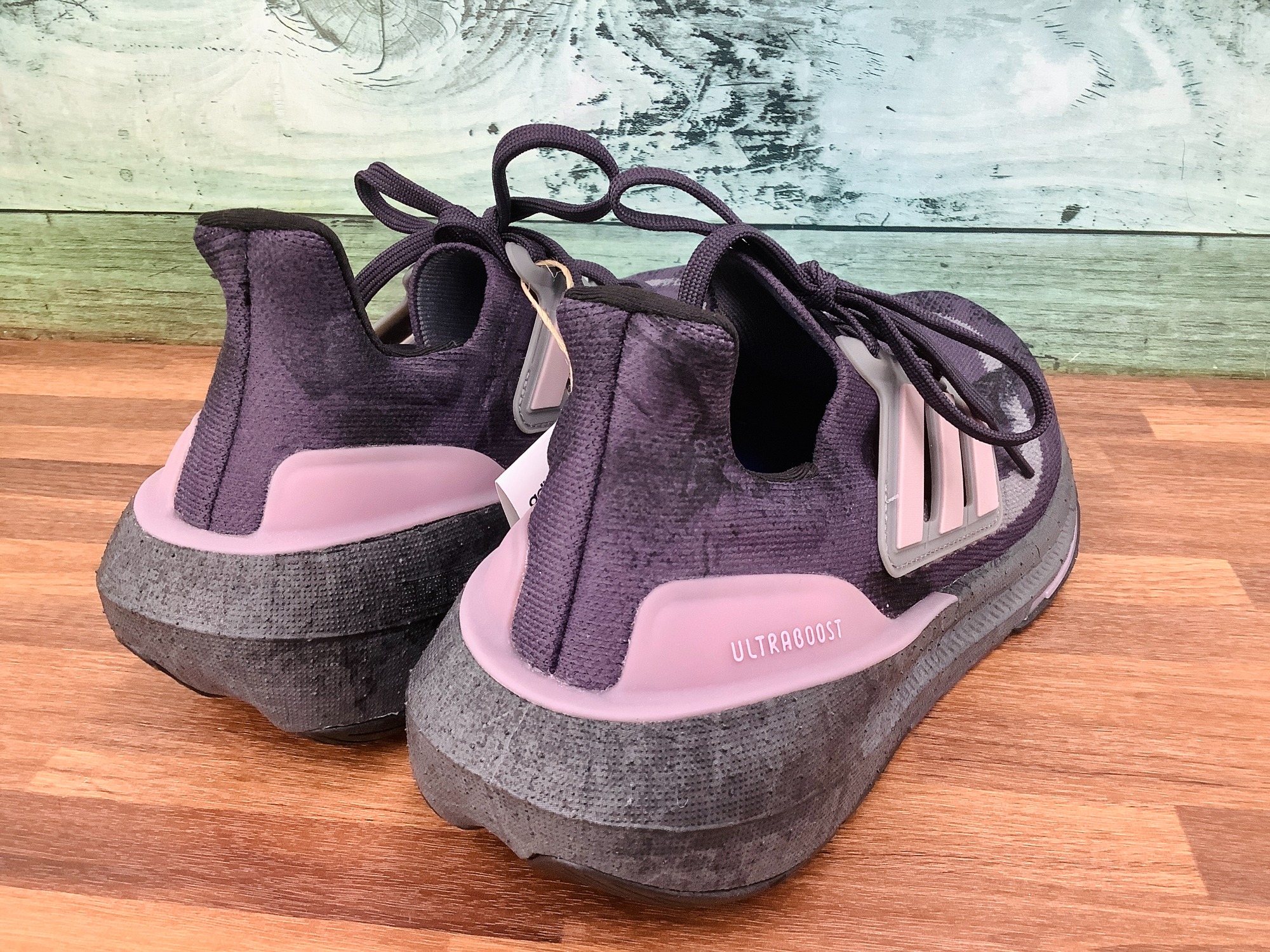 adidas (アディダス) のスニーカーのご紹介です!!｜2026年01月10日