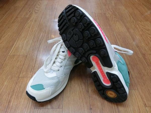 アディダス(adidas)のOnitsuka Tiger