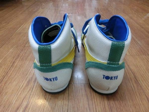 東浦和 スニーカー
