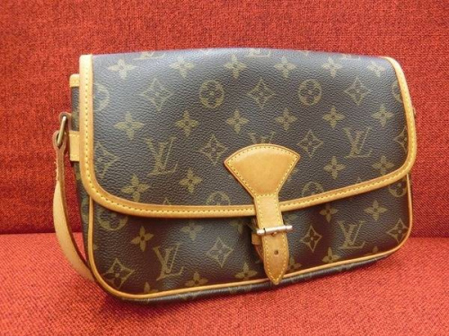 バッグのLOUIS VUITTON(ルイ・ヴィトン)
