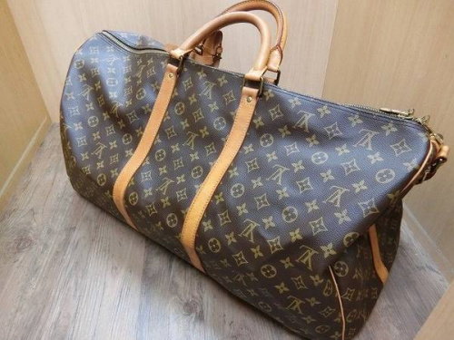 バッグのLOUIS VUITTON(ルイ・ヴィトン）