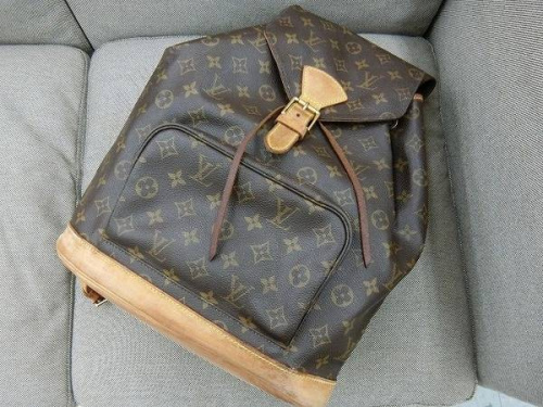 バッグのLOUIS VUITTON(ルイ・ヴィトン）