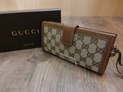 ブランド・ラグジュアリーの財布