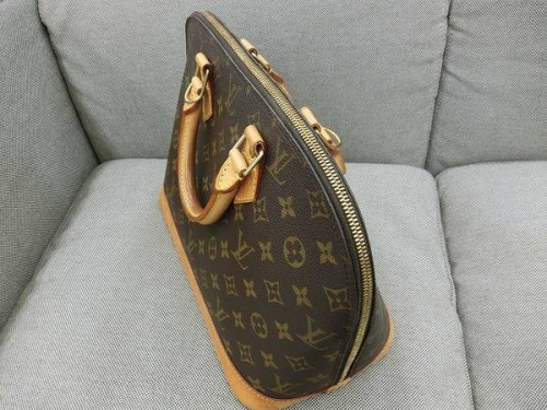 LOUIS VUITTON(ルイ・ヴィトン)の浦和3店舗新入荷