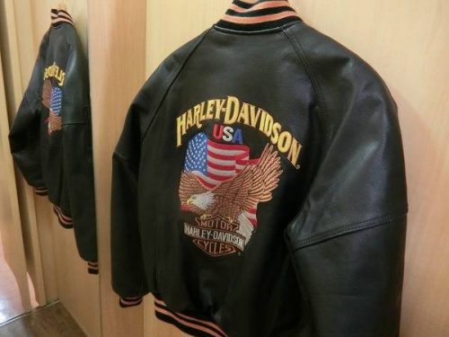 ジャケットのHARLEY-DAVIDSON
