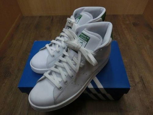 メンズファッションのスニーカー