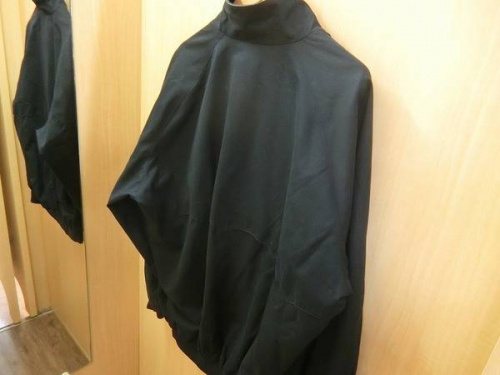 ニットのアウター