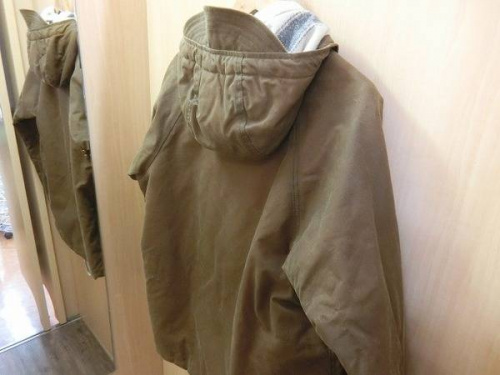 アウターの冬物衣類買取強化中