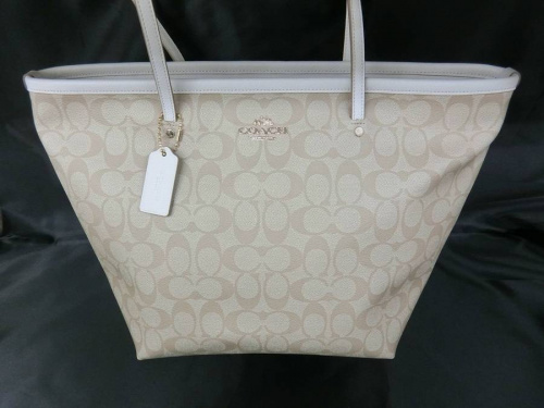 浦和3店舗新入荷の東浦和　衣類