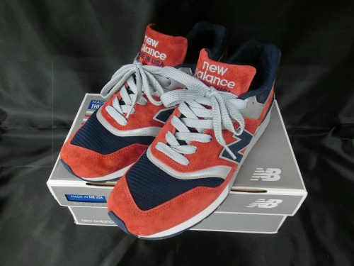 メンズファッションのスニーカー