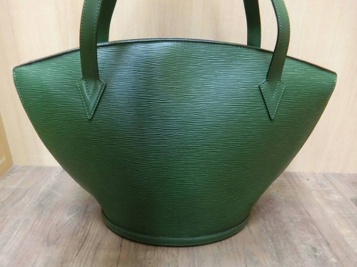 バッグのLOUIS VUITTON(ルイ・ヴィトン）