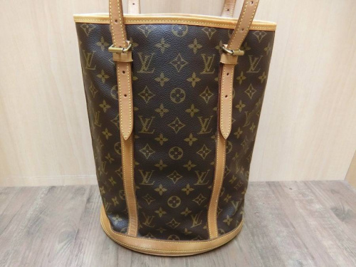 バッグのLOUIS VUITTON(ルイ・ヴィトン）