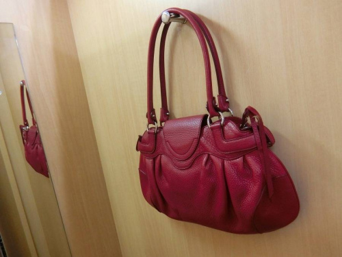 フェラガモ（Salvatore Ferragamo）のPRADA（プラダ）