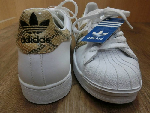 アディダス（adidas）の浦和3店舗新入荷