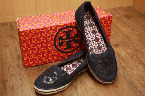 シューズのTORY BURCH