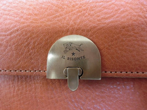IL BISONTEの財布
