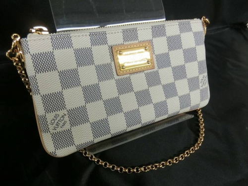 ブランド・ラグジュアリーのLOUIS VUITTON(ルイ・ヴィトン）