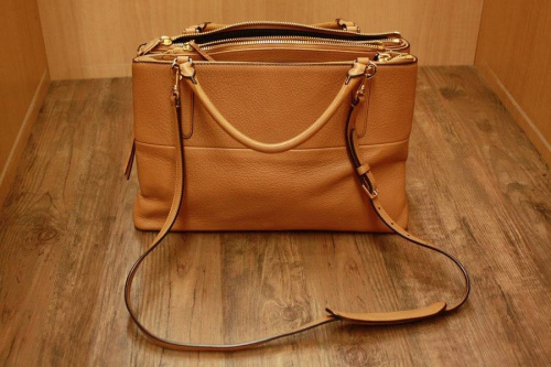 バッグのコーチ（COACH）