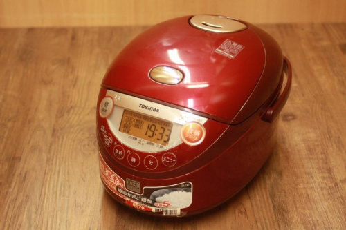 新生活の炊飯器