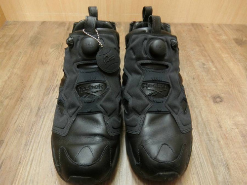 REEBOKのPUMP FURY