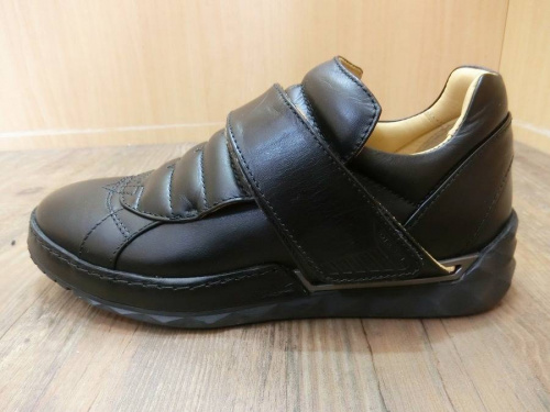 ディーゼル（DIESEL）のスニーカー