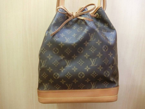バッグのLOUIS VUITTON(ルイ・ヴィトン）