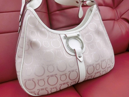 ブランド・ラグジュアリーのバッグ