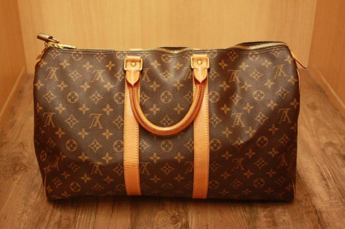 バッグのルイヴィトン(LOUIS VUITTON)