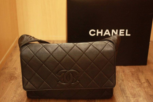 バッグのCHANEL
