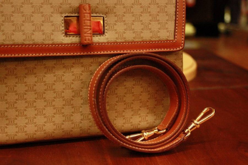 セリーヌ（CELINE）の浦和3店舗新入荷