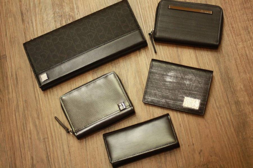 メンズファッションの長財布
