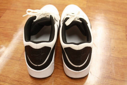 シューズのナイキ(NIKE)