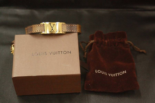 ブランド・ラグジュアリーのアクセサリー