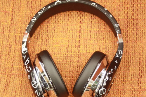 デジタル家電のヘッドホン
