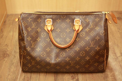 バッグのルイヴィトン（LOUIS VUITTON）