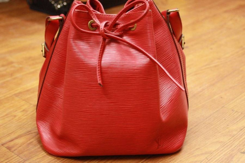 バッグのルイヴィトン（LOUIS VUITTON）