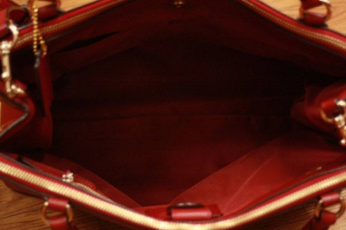 浦和3店舗新入荷の東浦和　ブランド