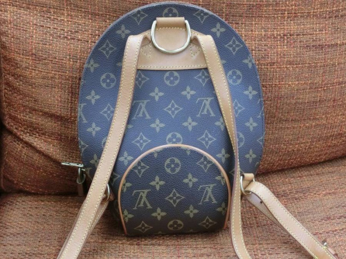 バッグのルイヴィトン（LOUIS VUITTON）