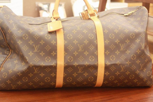 バッグのルイヴィトン（LOUIS VUITTON）