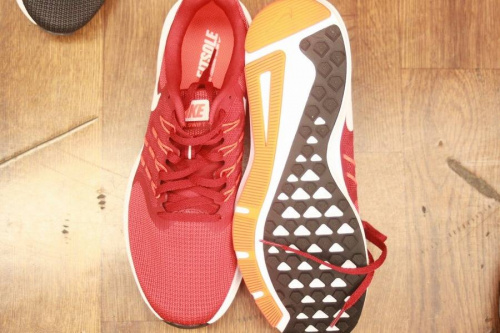 ナイキ（NIKE）の浦和3店舗新入荷