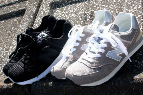 スニーカーのニューバランス(new balance)